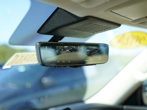 Used 2024 Nissan Armada Platinum w/ Captain's Chairs Package image 11