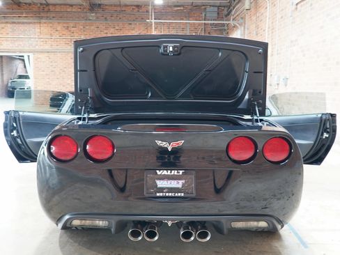 Used 2008 Chevrolet Corvette Convertible w/ Preferred Equipment Group RWD image 32