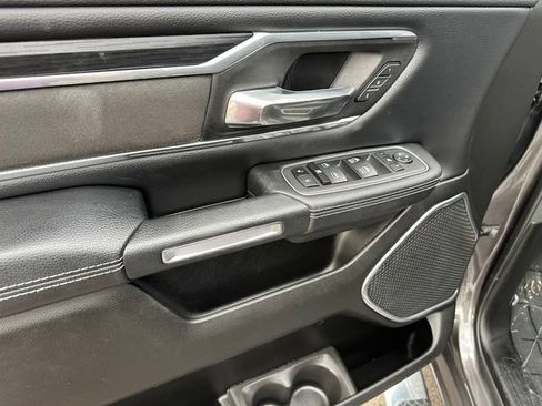 Used 2023 RAM 1500 Laramie AWD/4WD image 18