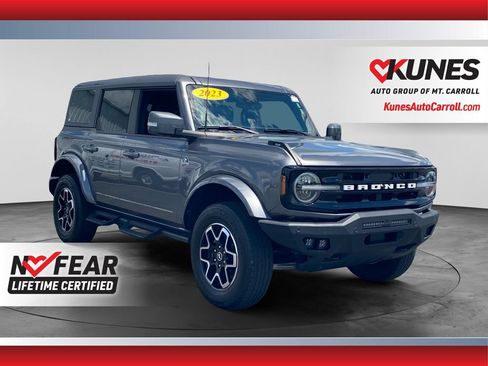 Used 2023 Ford Bronco Outer Banks AWD/4WD image 1