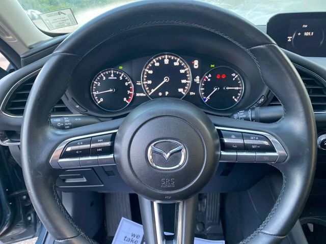 Used 2023 MAZDA MAZDA3 s FWD image 9