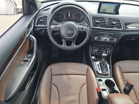 Used 2016 Audi Q3 2.0T Prestige AWD/4WD image 21