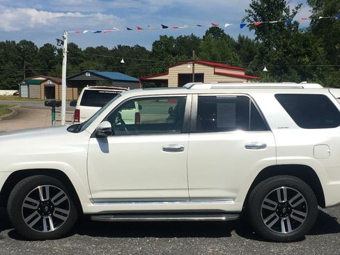 Used 2016 Toyota 4Runner Limited image 2