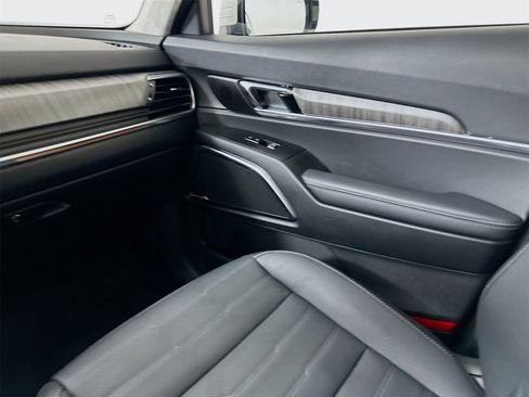 Used 2024 Kia Telluride SX Prestige image 25
