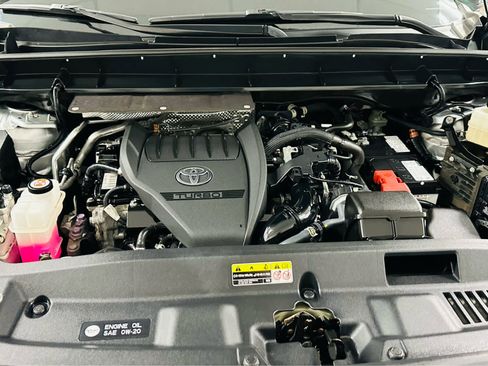 Certified 2023 Toyota Highlander LE image 26