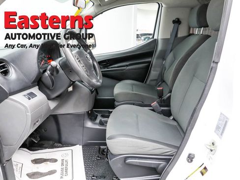 Used 2020 Nissan NV200 S image 14