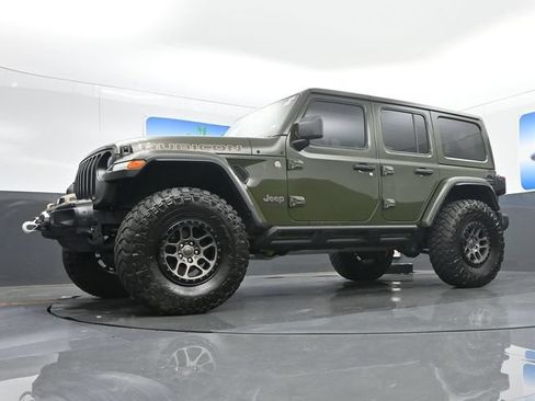 Used 2022 Jeep Wrangler Unlimited Rubicon w/ Xtreme Recon 35" Tire Package AWD/4WD image 17