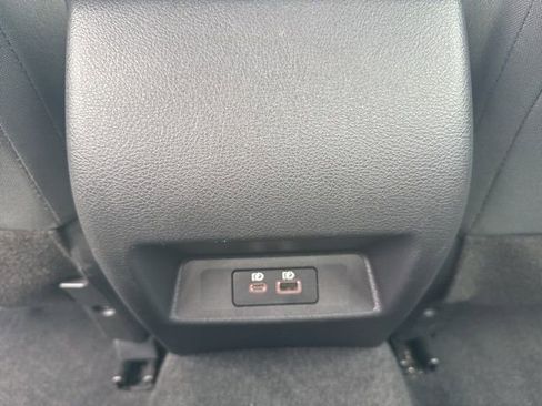 Used 2025 Nissan Altima 2.5 SV image 13