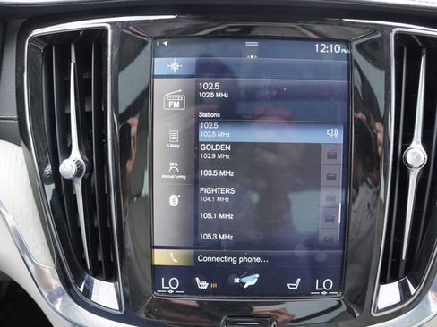 Used 2019 Volvo S60 T6 Inscription image 26