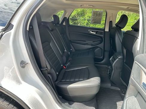 Used 2023 Ford Edge SEL w/ Convenience Package image 25