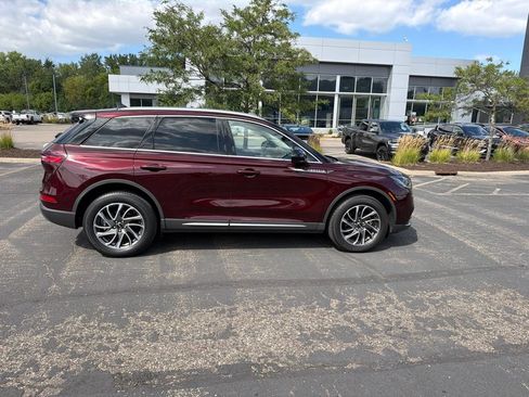 Used 2021 Lincoln Corsair AWD w/ Equipment Group 101A image 22