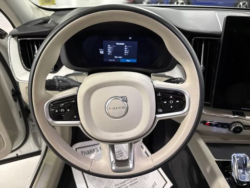Used 2026 Volvo XC60 B5 Ultra w/ Climate Package AWD/4WD image 11