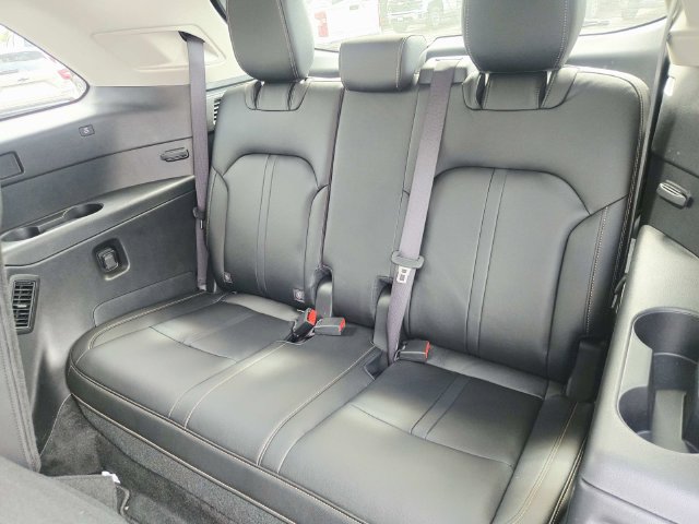 Certified 2026 MAZDA CX-90 3.3 Turbo w/ Preferred Package AWD/4WD image 11