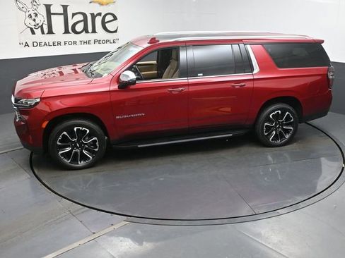 Used 2023 Chevrolet Suburban Premier w/ Premium Package AWD/4WD image 60