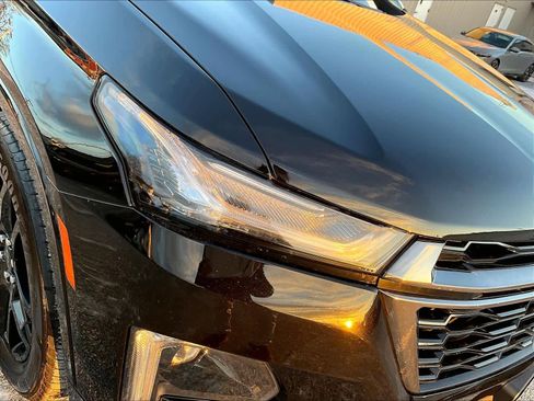 Used 2023 Chevrolet Traverse Premier w/ Redline Edition image 33