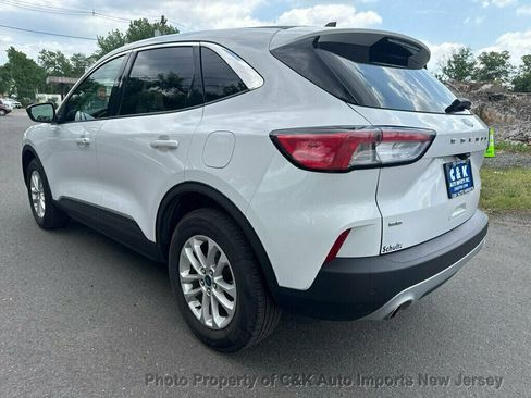 Used 2022 Ford Escape SE AWD/4WD image 4