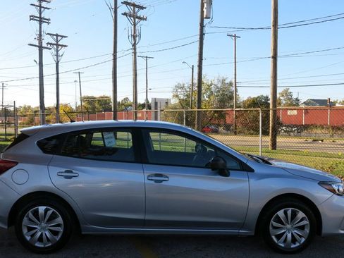 Used 2019 Subaru Impreza 2.0i w/ Eyesight image 5
