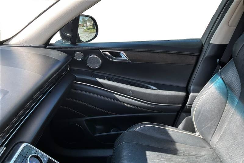 Used 2021 Genesis GV80 3.5T Advanced + AWD/4WD image 22