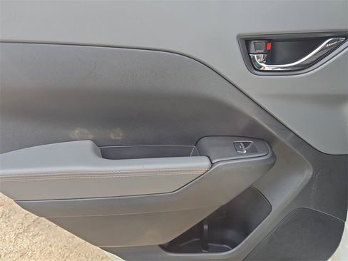 Used 2024 Subaru Crosstrek 2.5i Limited w/ Popular Package #4A image 26