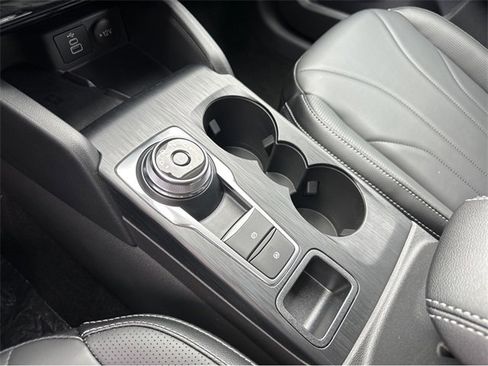 New 2025 Ford Escape SE w/ PHEV Premium Package image 31