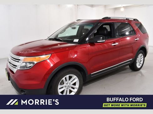 Used 2014 Ford Explorer XLT w/ Equipment Group 202A AWD/4WD image 1