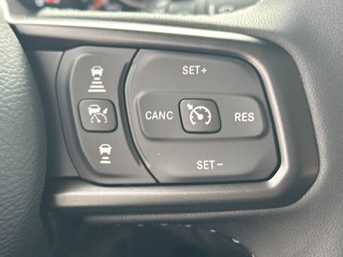 New 2025 Jeep Wrangler Sport AWD/4WD image 18