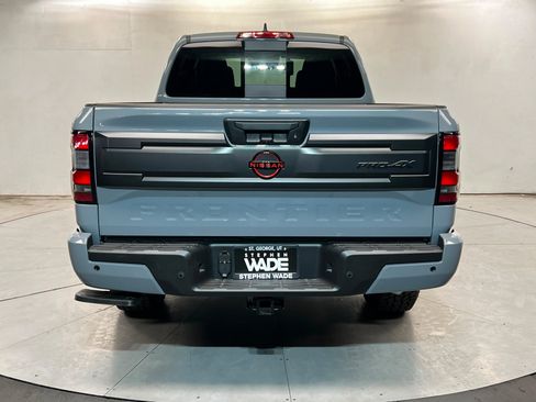 New 2026 Nissan Frontier PRO-4X w/ Tow Package AWD/4WD image 4
