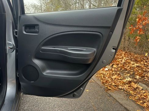 Used 2021 Mitsubishi Mirage LE image 15