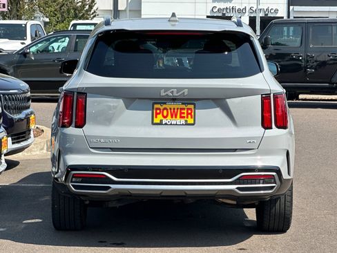 Certified 2023 Kia Sorento SX AWD/4WD image 5