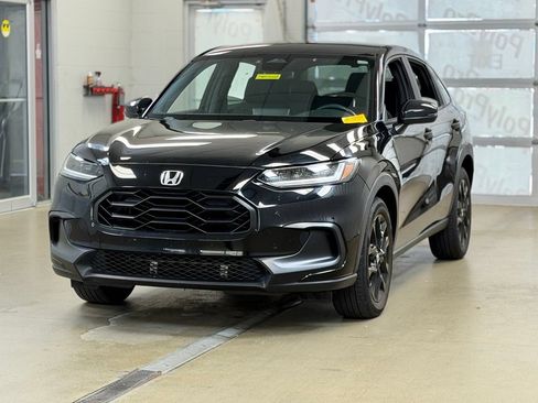 Used 2024 Honda HR-V Sport image 3
