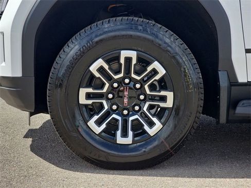 New 2026 GMC Sierra EV Elevation image 17