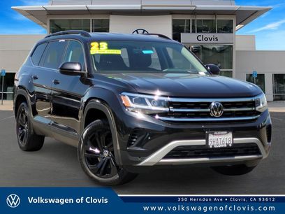 Used 2023 Volkswagen Atlas SE w/ Black Wheel Package