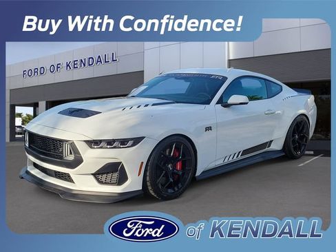 Used 2024 Ford Mustang GT Premium RWD image 1