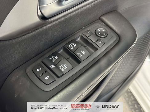 New 2026 Chrysler Pacifica Select w/ S Appearance Package image 27
