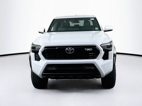 Used 2024 Toyota Tacoma TRD Off-Road AWD/4WD image 2