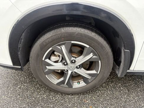 Used 2024 Honda HR-V EX-L image 11