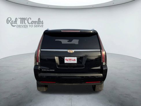 Used 2020 Cadillac Escalade ESV Luxury image 4