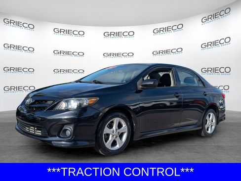 Used 2011 Toyota Corolla S FWD image 3