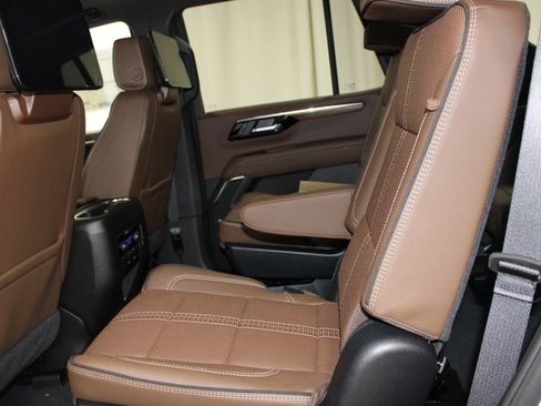 New 2026 Chevrolet Tahoe High Country image 18