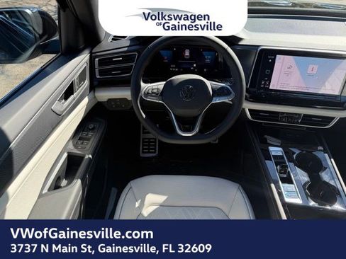 New 2026 Volkswagen Atlas Cross Sport SEL Premium R-Line image 11