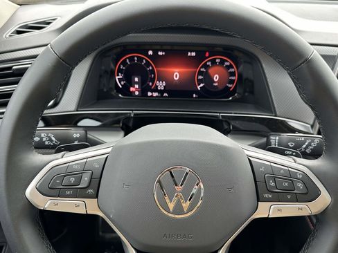 New 2026 Volkswagen Atlas Peak Edition AWD/4WD image 18