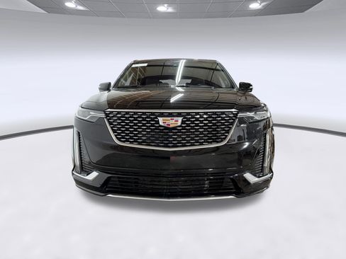Used 2024 Cadillac XT6 Premium Luxury FWD image 6