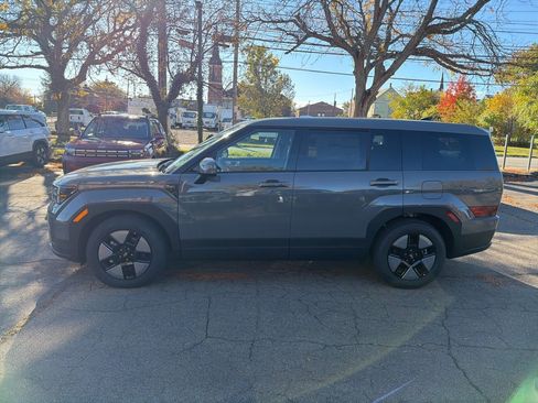 New 2026 Hyundai Santa Fe SE image 4
