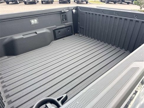 Used 2025 Toyota Tacoma TRD Off-Road image 13