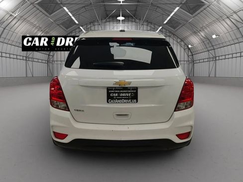 Used 2020 Chevrolet Trax LS w/ Tint and Cruise Package image 5