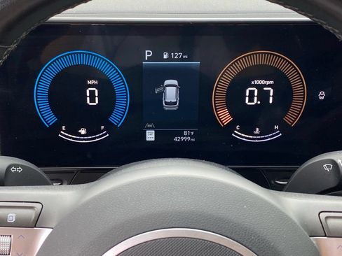 Used 2025 Hyundai Kona SEL FWD image 12