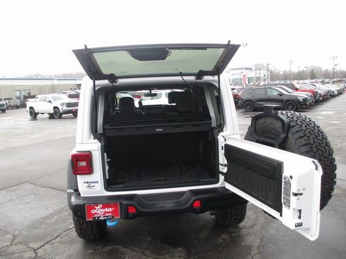 Used 2021 Jeep Wrangler Unlimited Rubicon 4xe w/ Steel Bumper Group image 8