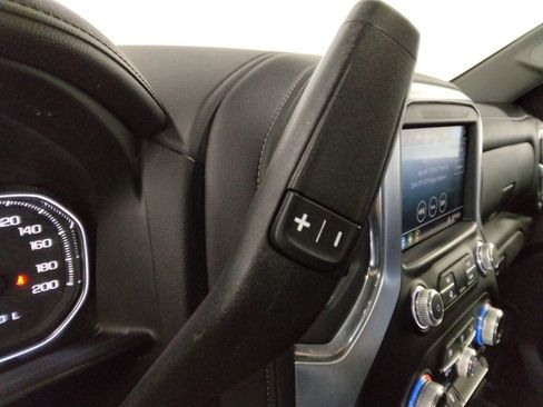 Used 2022 GMC Sierra 1500 Elevation w/ X31 Off-Road Package image 15