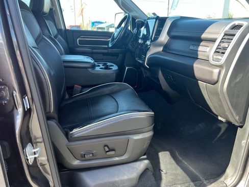 Used 2024 RAM 2500 Laramie AWD/4WD image 15
