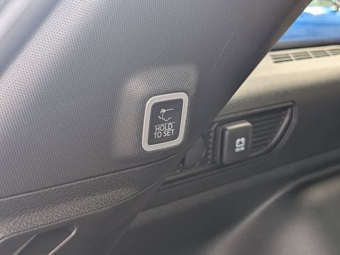 Certified 2024 Jeep Grand Cherokee Limited image 34